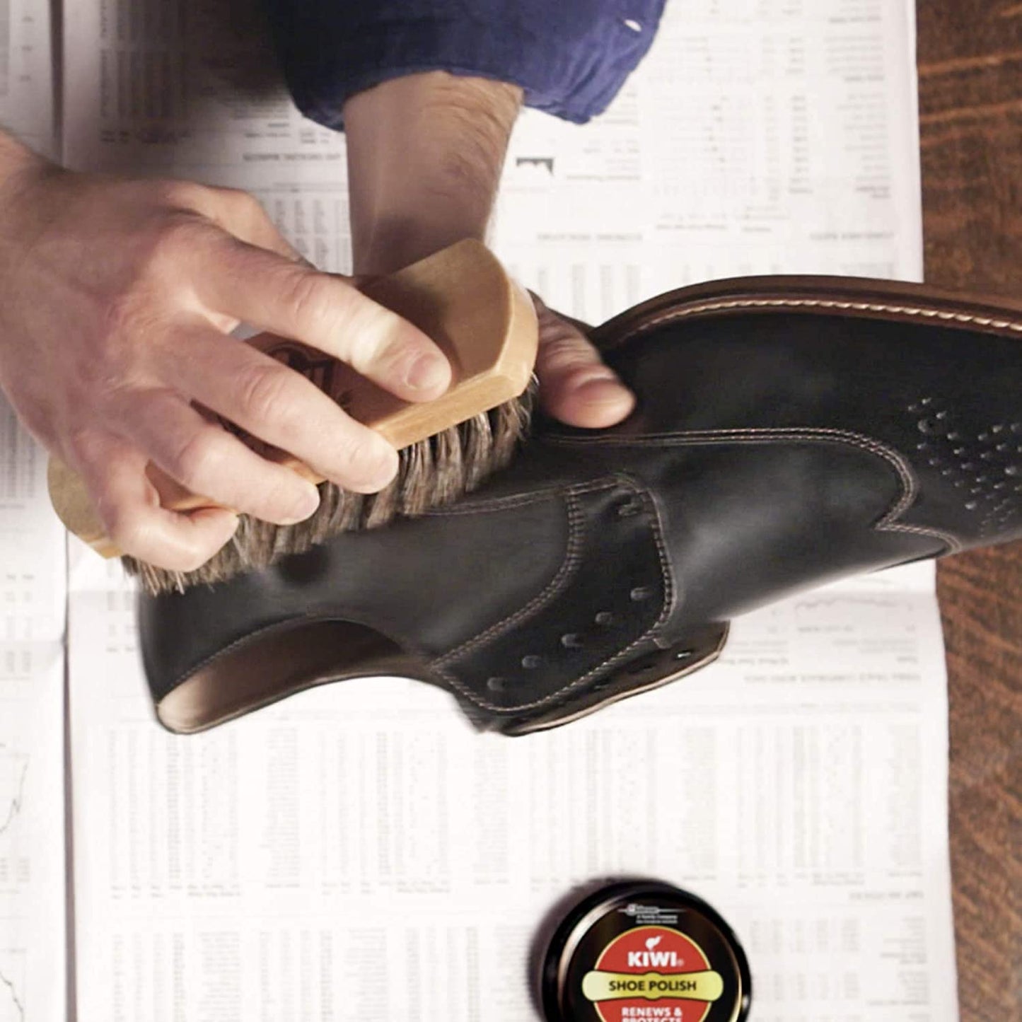 Kiwi 10113 1-1/8 Oz Brown Shoe Polish
